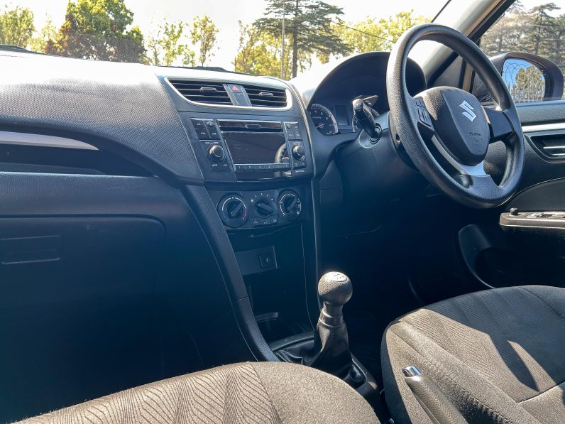 
								Suzuki Swift 1.2 GL full									