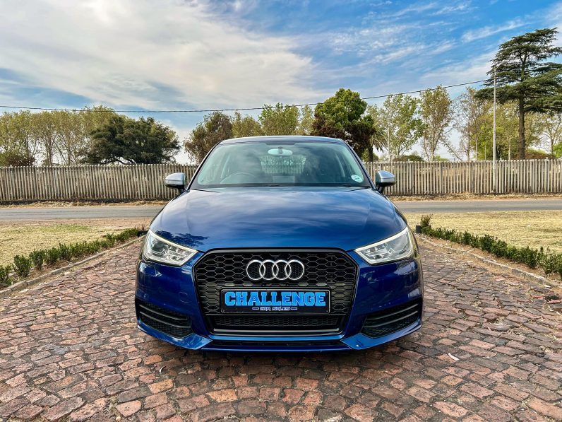 
								Audi A1 1.0 TFSI S full									