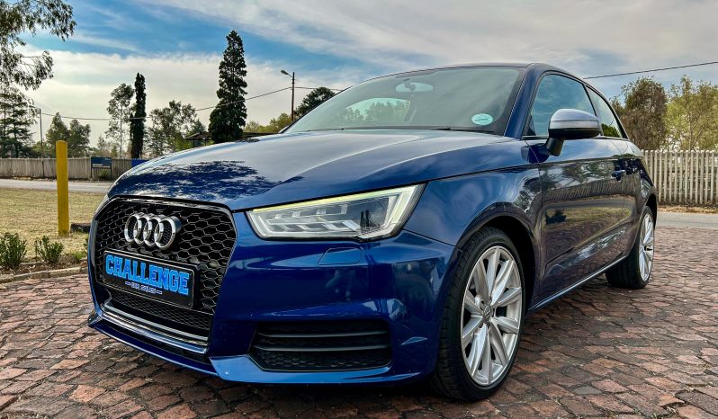 
								Audi A1 1.0 TFSI S full									