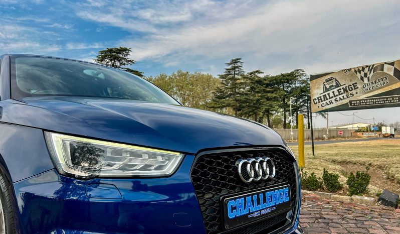 
								Audi A1 1.0 TFSI S full									