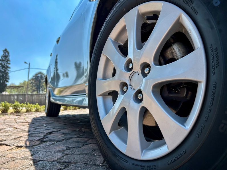 
								Mazda 2 1.3 Dynamic full									