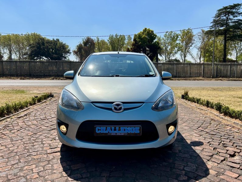 
								Mazda 2 1.3 Dynamic full									