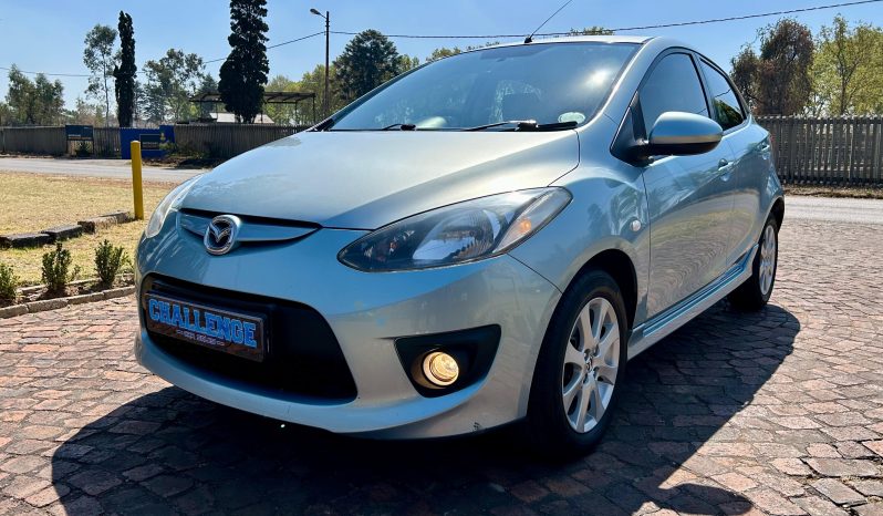 
								Mazda 2 1.3 Dynamic full									
