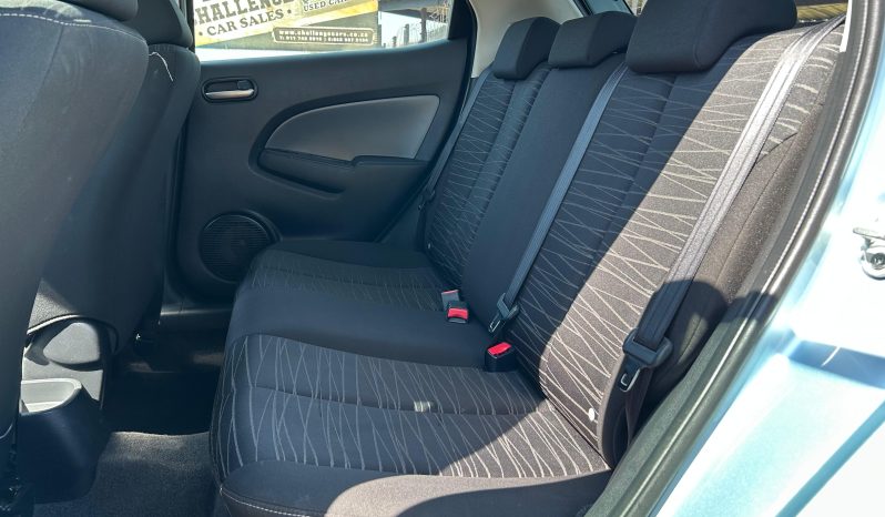 
								Mazda 2 1.3 Dynamic full									