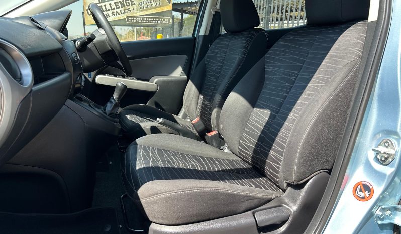 
								Mazda 2 1.3 Dynamic full									