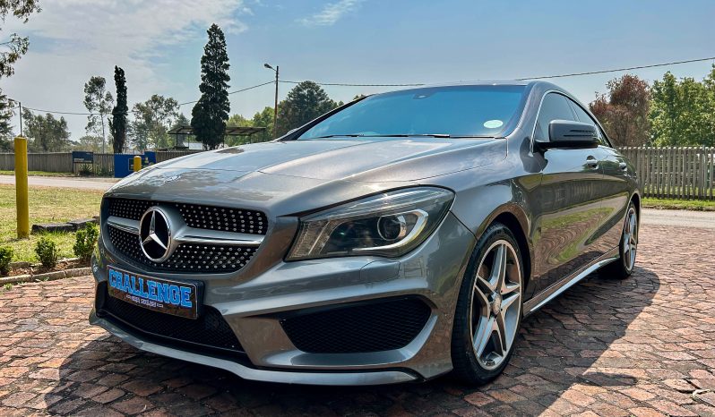 
								Mercedes-Benz CLA 200 AMG full									