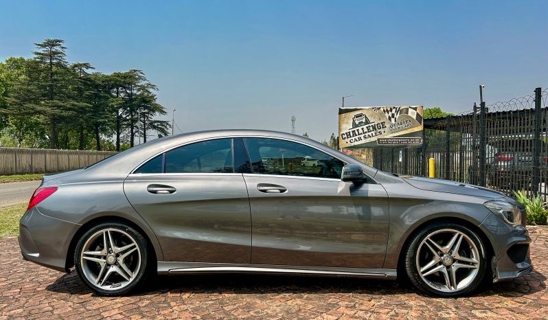 
								Mercedes-Benz CLA 200 AMG full									