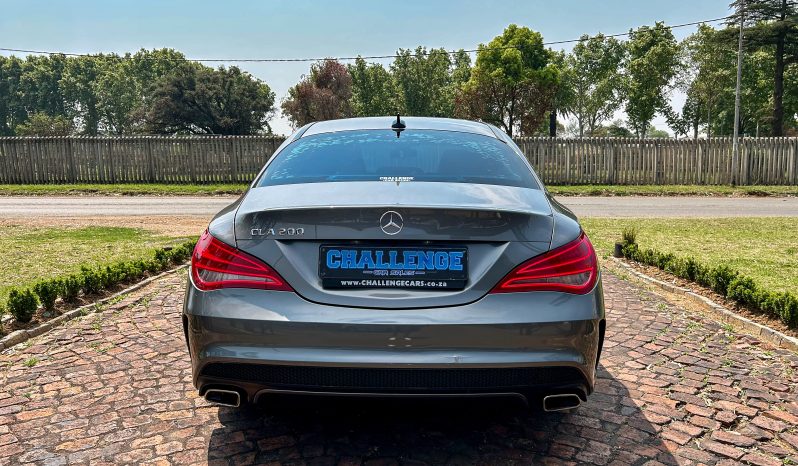 
								Mercedes-Benz CLA 200 AMG full									