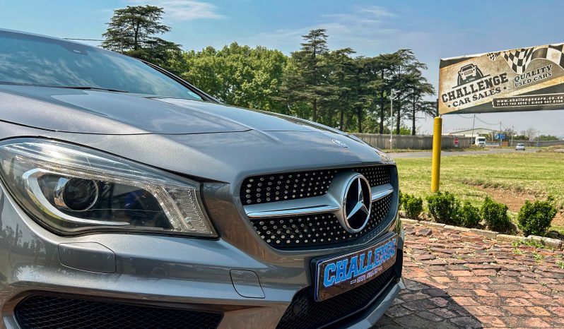 
								Mercedes-Benz CLA 200 AMG full									