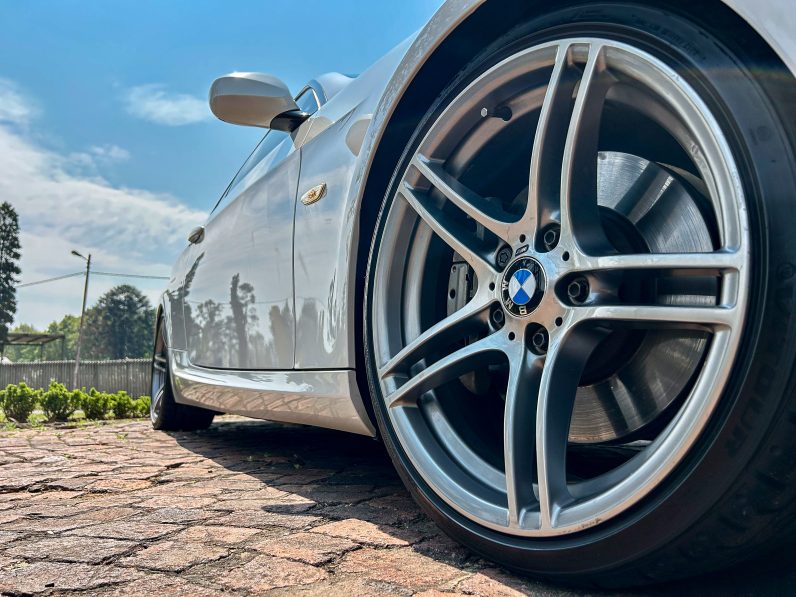 
								BMW 3 Series 335i Coupe M Sport full									