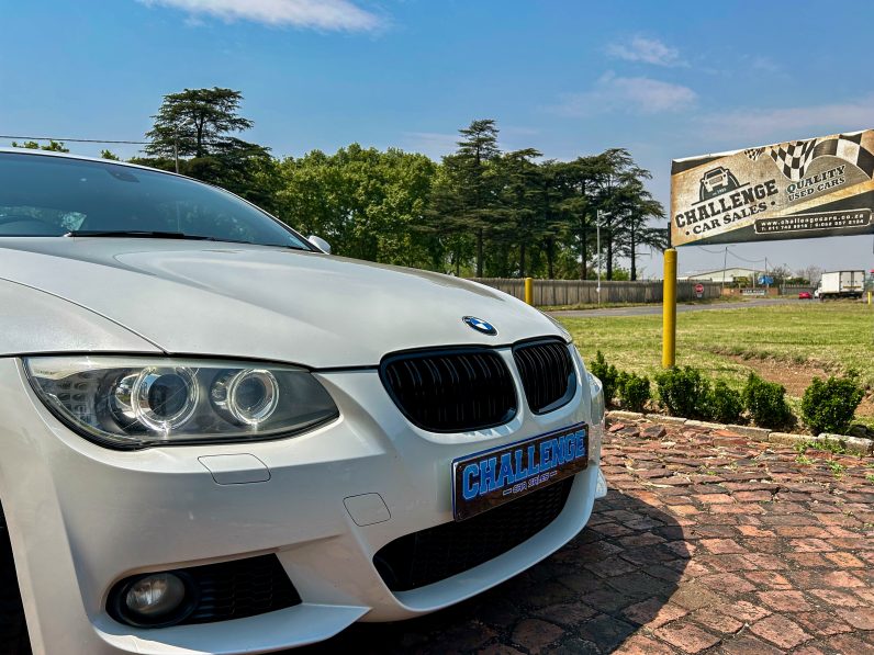 
								BMW 3 Series 335i Coupe M Sport full									