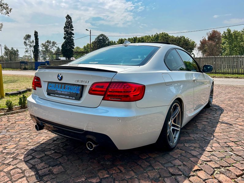 
								BMW 3 Series 335i Coupe M Sport full									