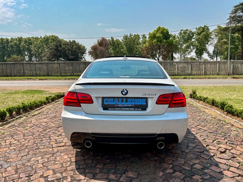 
								BMW 3 Series 335i Coupe M Sport full									