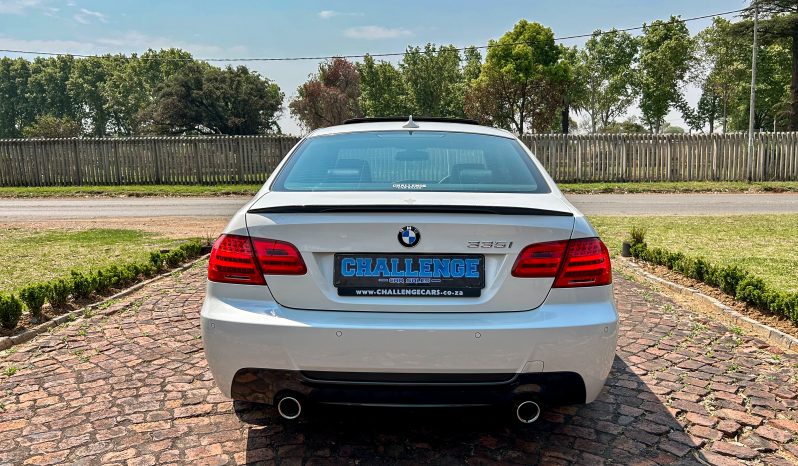 
								BMW 3 Series 335i Coupe M Sport full									
