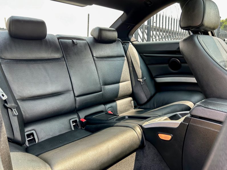 
								BMW 3 Series 335i Coupe M Sport full									