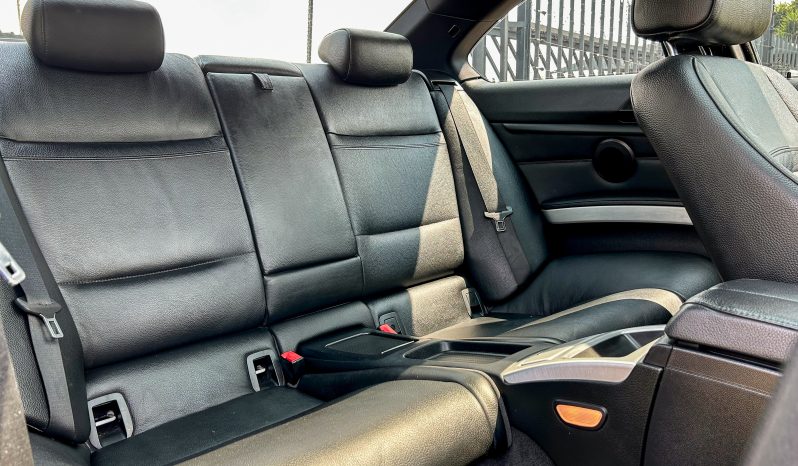 
								BMW 3 Series 335i Coupe M Sport full									