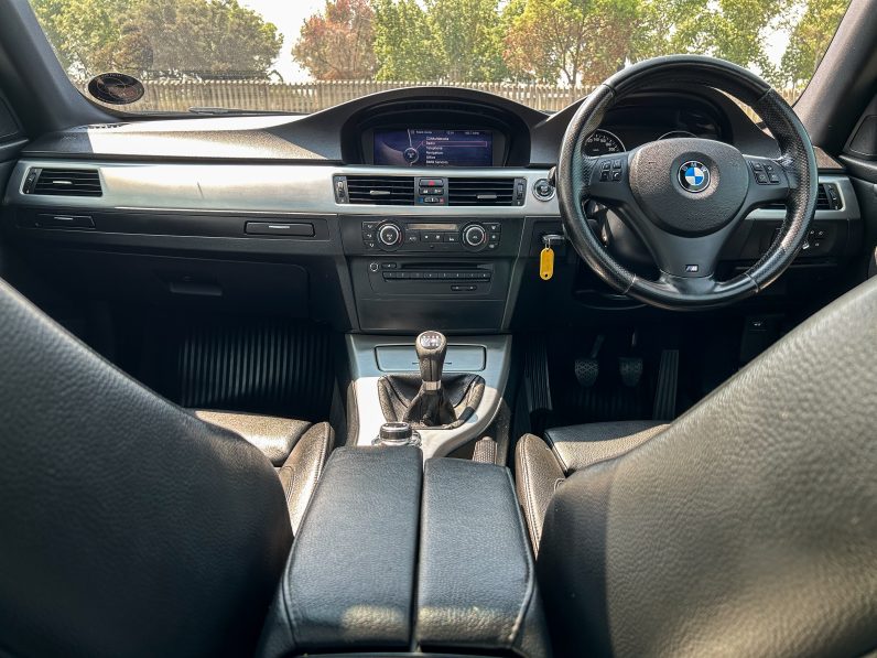 
								BMW 3 Series 335i Coupe M Sport full									