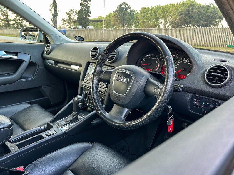 
								Audi A3 Sportback 2.0 Ambition full									