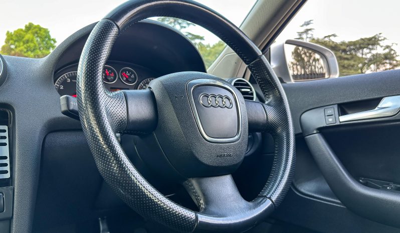 
								Audi A3 Sportback 2.0 Ambition full									