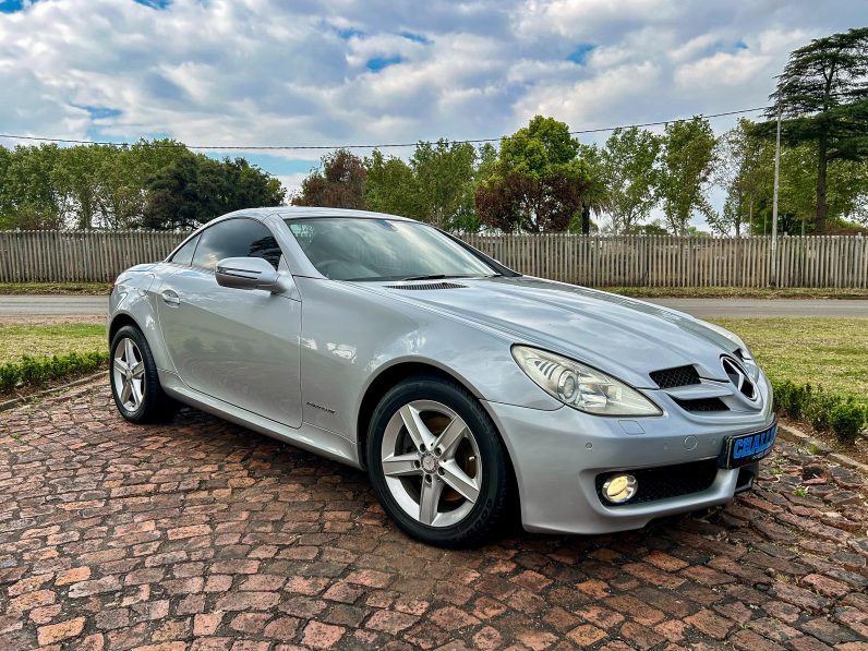
								Mercedes-Benz SLK 200 Kompressor full									