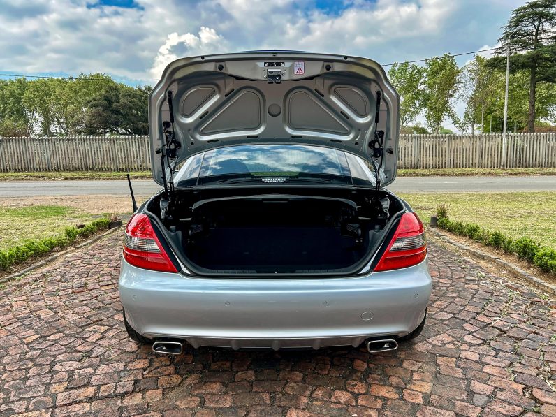 
								Mercedes-Benz SLK 200 Kompressor full									