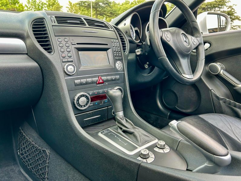 
								Mercedes-Benz SLK 200 Kompressor full									