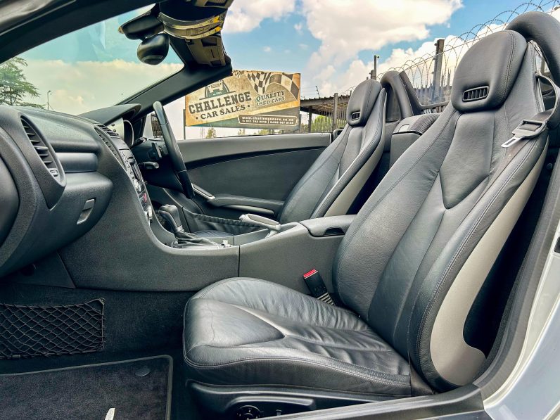 
								Mercedes-Benz SLK 200 Kompressor full									