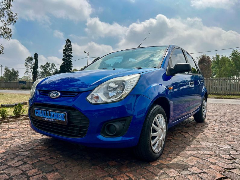 
								Ford Figo 1.4 Ambiente full									
