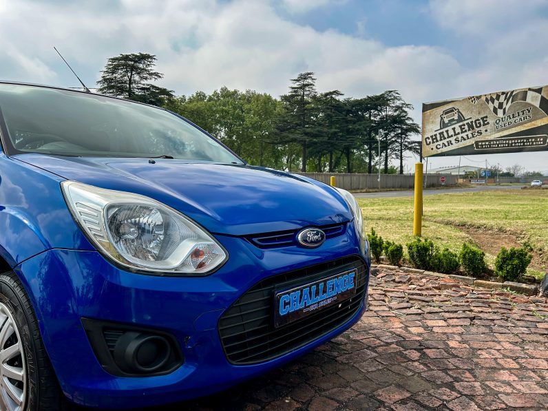 
								Ford Figo 1.4 Ambiente full									
