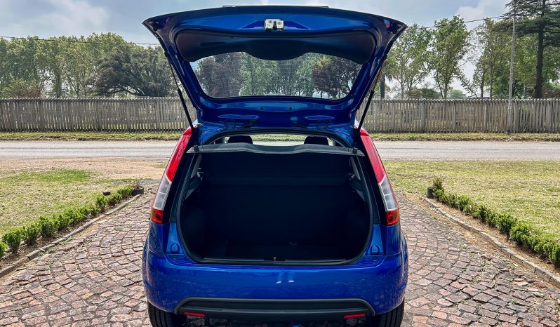 
								Ford Figo 1.4 Ambiente full									