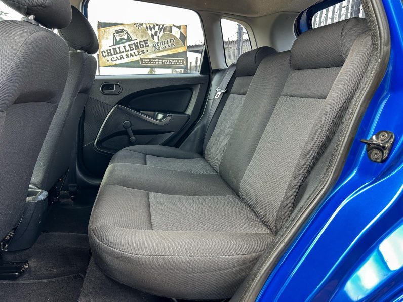 
								Ford Figo 1.4 Ambiente full									