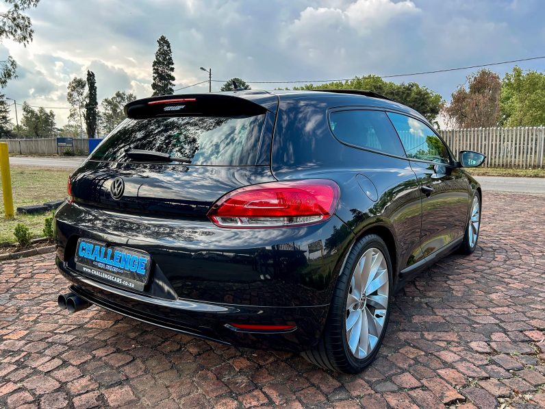 
								Volkswagen Scirocco 2.0 TSI Sportline full									