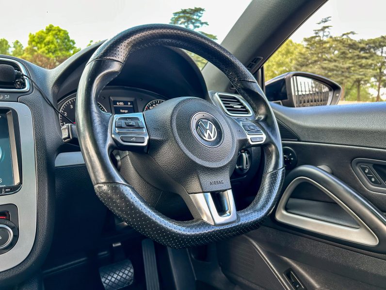 
								Volkswagen Scirocco 2.0 TSI Sportline full									