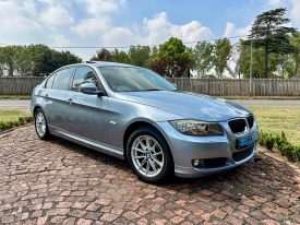 BMW 3 Series 320i