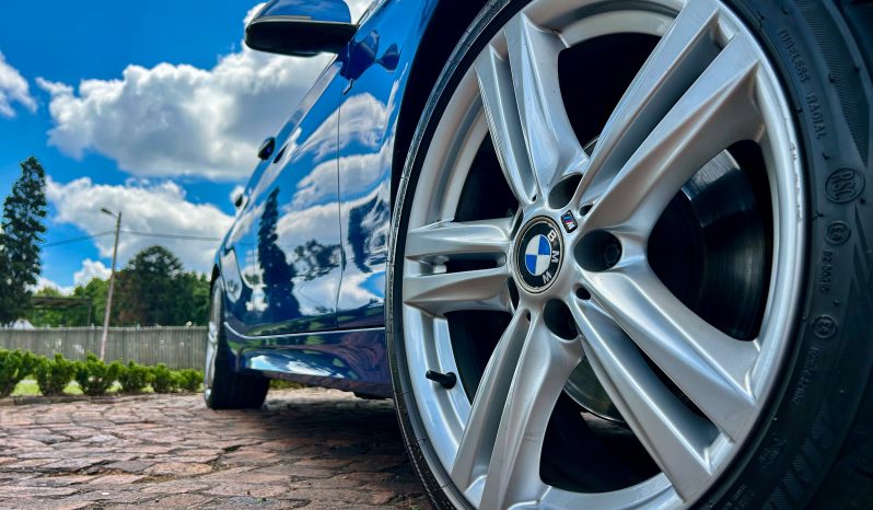 
								BMW 118i M Sport full									