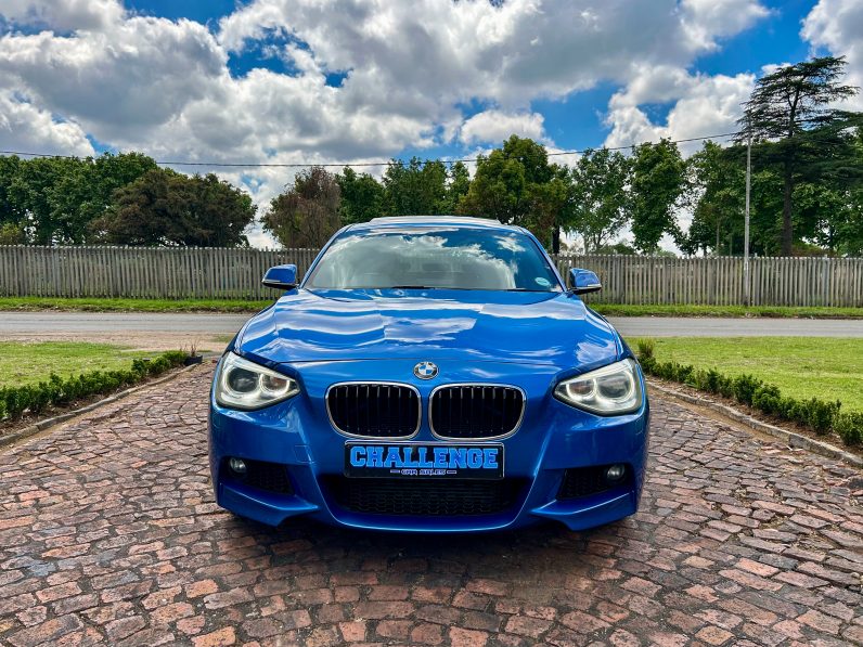 
								BMW 118i M Sport full									