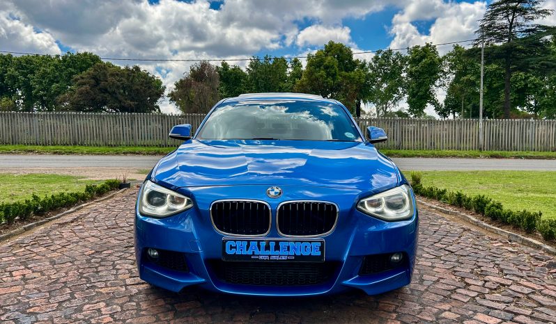 
								BMW 118i M Sport full									