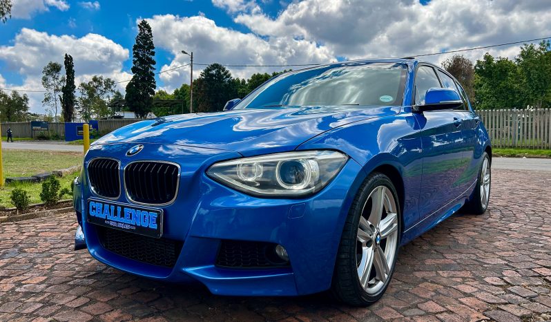 
								BMW 118i M Sport full									
