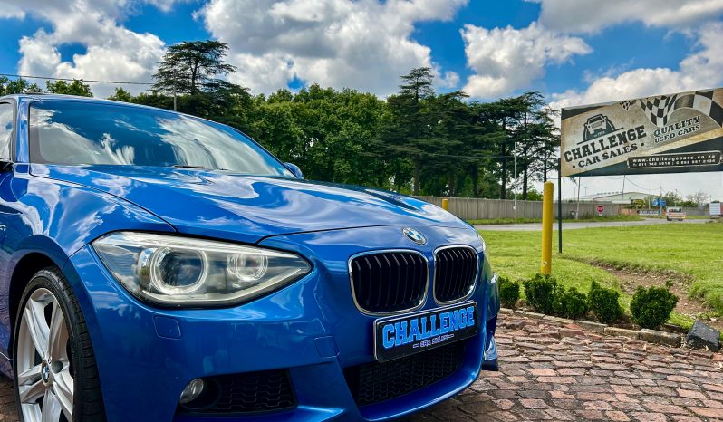 
								BMW 118i M Sport full									