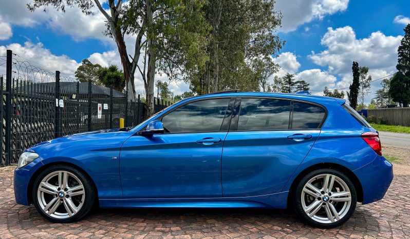 
								BMW 118i M Sport full									