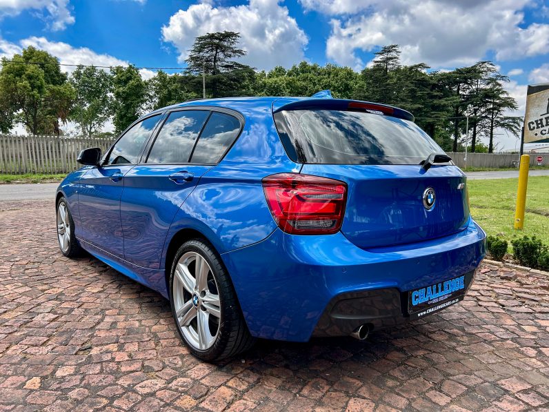 
								BMW 118i M Sport full									