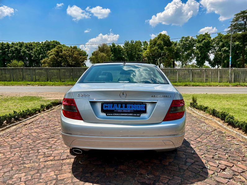 
								Mercedes-Benz C 200K Avantgarde full									