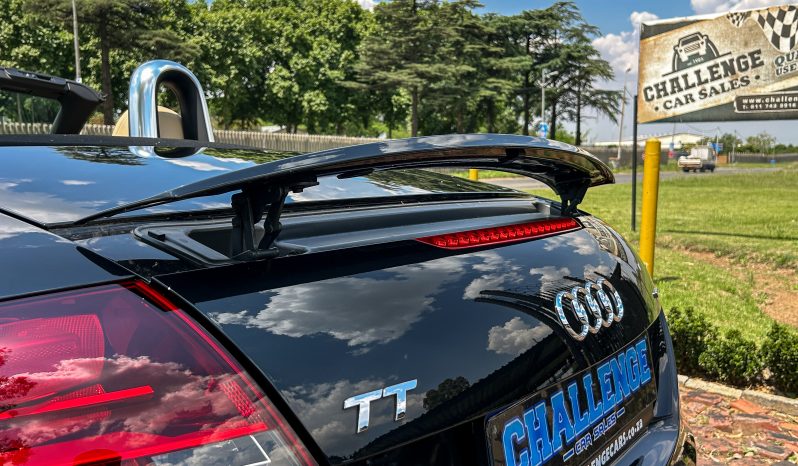 
								Audi TT Roadster 3.2 quattro full									